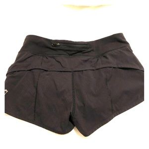 ivivva black shorts size 4